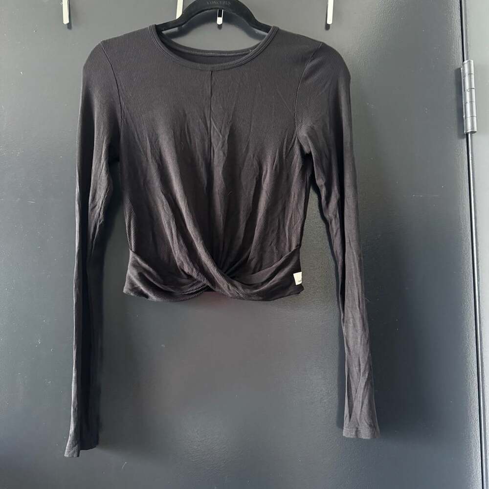 Vuori Black Ribbed Modal Long Sleeve Twist Hem Cropped Top